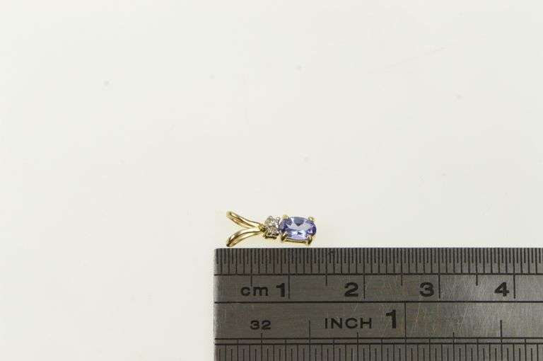 14K Yellow Gold Oval Tanzanite Diamond Accent Classic Pendant