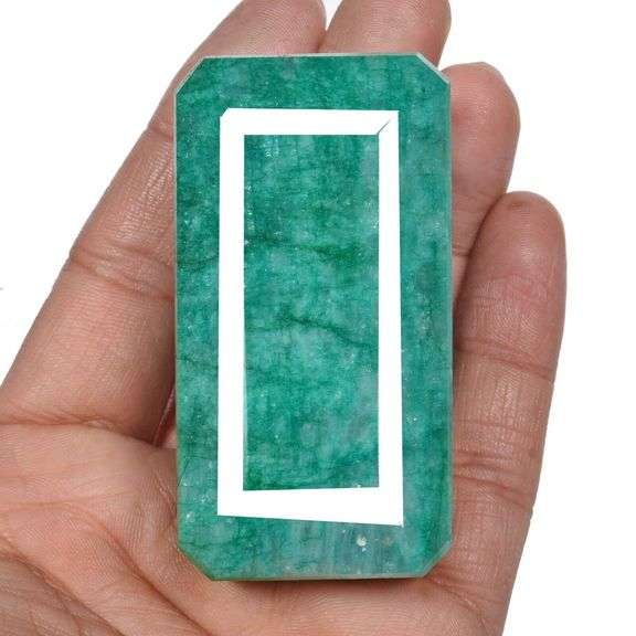 900.00 CARAT NATURAL EMERALD LOOSE GEMSTONE!!!