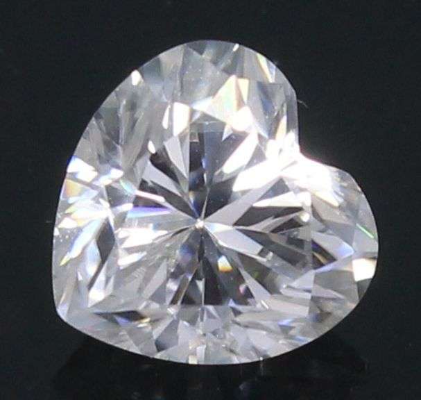 GORGEOUS 0.25 CARAT HEART CUT DIAMOND LOOSE GEMSTONE- D/E COLOR- VVS1
