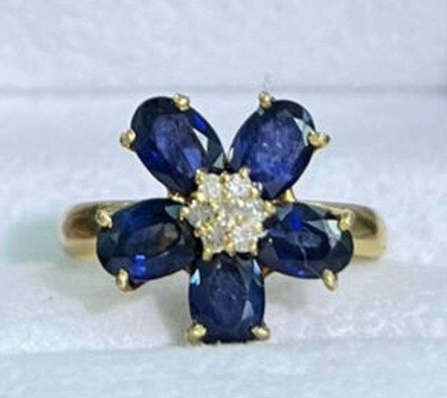 14KT SOLID YELLOW GOLD, BLUE SAPPHIRE, & DIAMOND RING