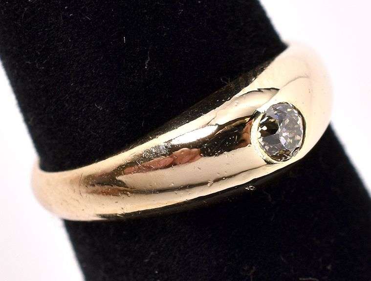 Gorgeous Diamond Dome Ring In 14K Yellow Gold