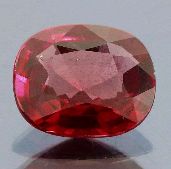 Simply lovely 2.41ct violet pink Rhodolite Garnet