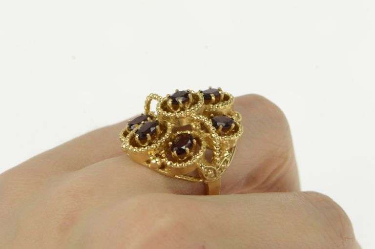 14K Yellow Gold Oval Garnet Filigree Statement Cocktail Ring