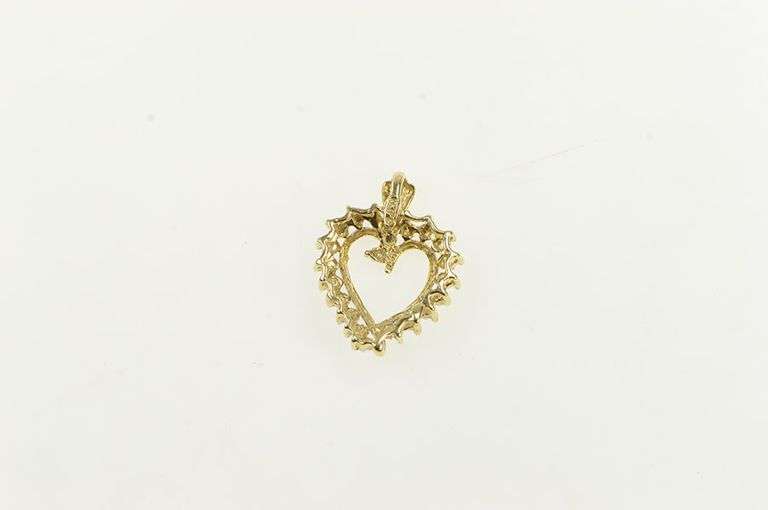 10K Yellow Gold Diamond Simple Classic Heart Love Symbol Pendant
