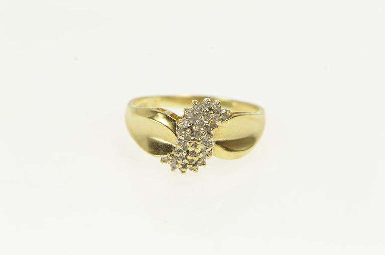 10K Yellow Gold Vintage Classic Diamond Wavy Cluster Bypass Ring