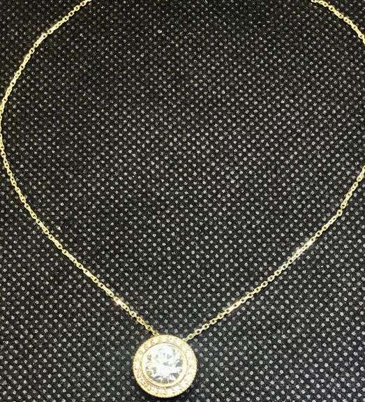 MESMERIZING 14K YELLOW GOLD HALO DIAMOND PENDANT NECKLACE
