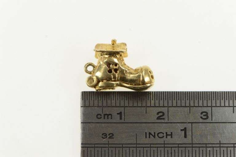 14K Yellow Gold 3D Old Lady Shoe Mother Goose Charm/Pendant