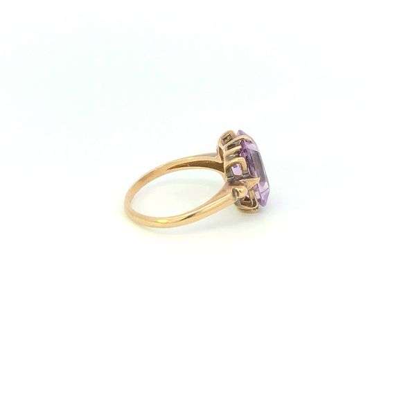 10K Yellow Gold 1940's Emerald Cut Amethyst Ornate Vintage Ring
