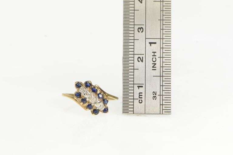 10K Yellow Gold Diamond Sapphire Halo Vintage Cluster Ring