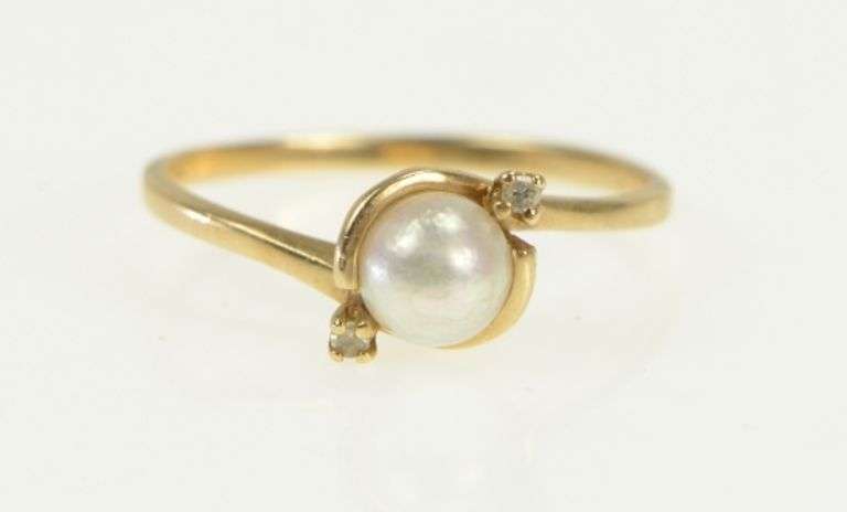 10K Yellow Gold Pearl Diamond Accent Classic Vintage Ring