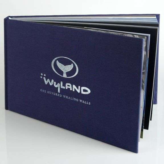 100 Whaling Walls by Wyland
