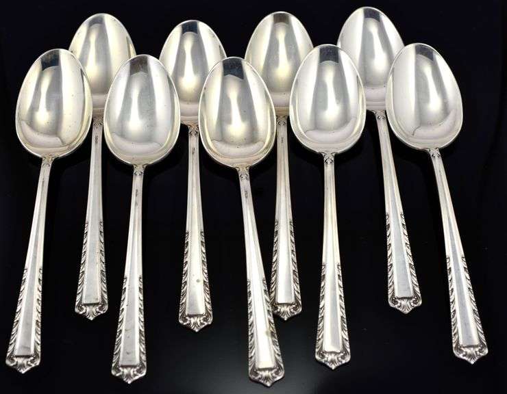 Elegant 86-Piece Set of Fine Arts'  Processional Sterling Flatware Pattern