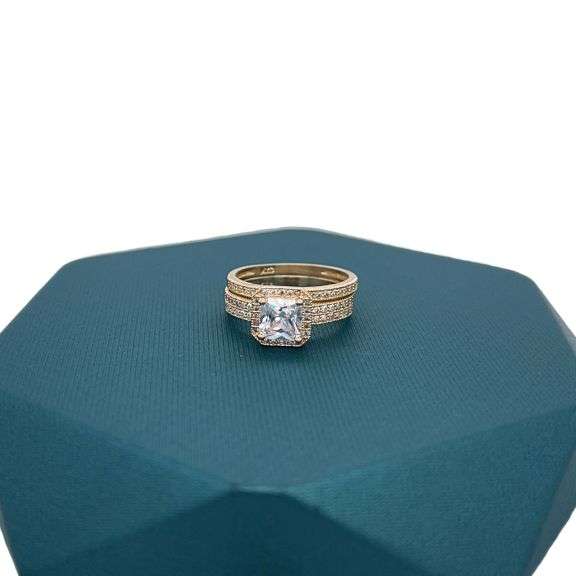 14K Gold Engagement Ring Set