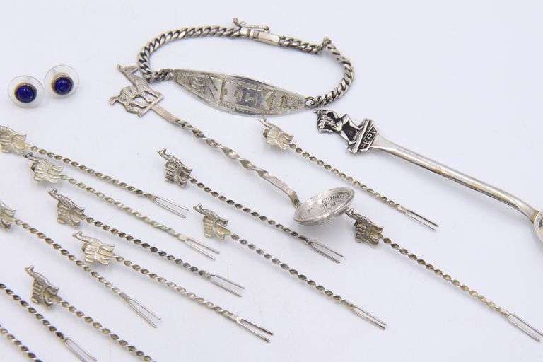 Group Lot of Vintage 925 Sterling Silver Miscellaneous