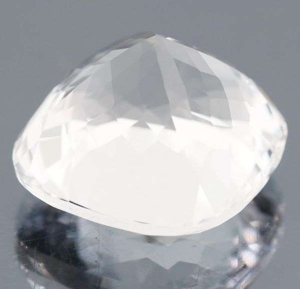 Excellent eye clean 50.16ct top gem grade diamond white Quartz