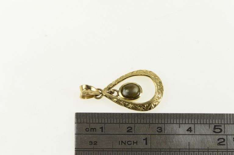 14K Yellow Gold Black Cat's Eye Engraved Tear Drop Dangle Pendant