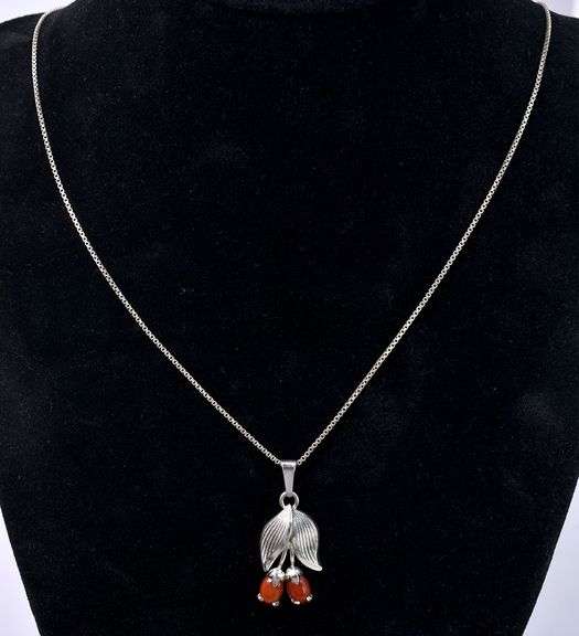 Coral Gem Flower Pendant Necklace In Sterling Silver