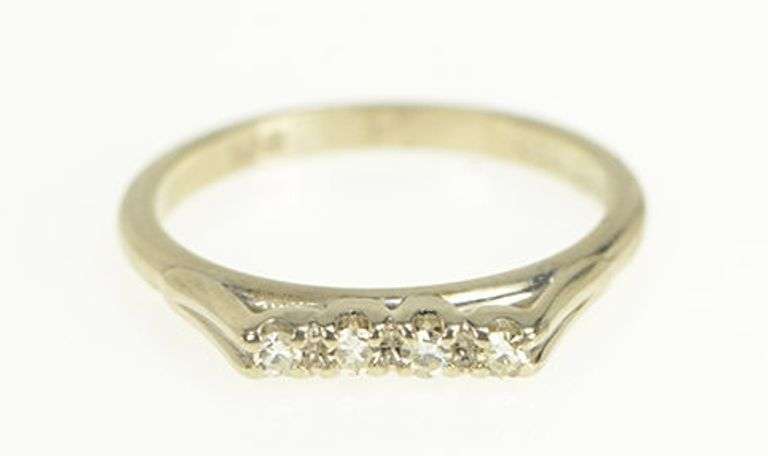 14K White Gold 0.10 Ctw Diamond Squared Wedding Band Ring