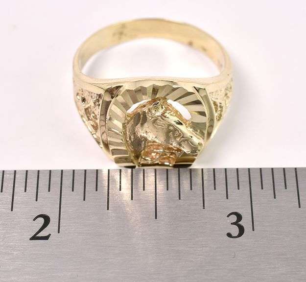 Sturdy Horse Ring In 14K Yellow Gold