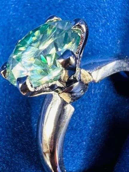 Beautiful 4.5 Ct Ice Blue Green Moissanite Ring