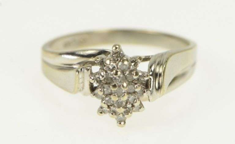 10K White Gold Classic Oval Diamond Cluster Statement Ring