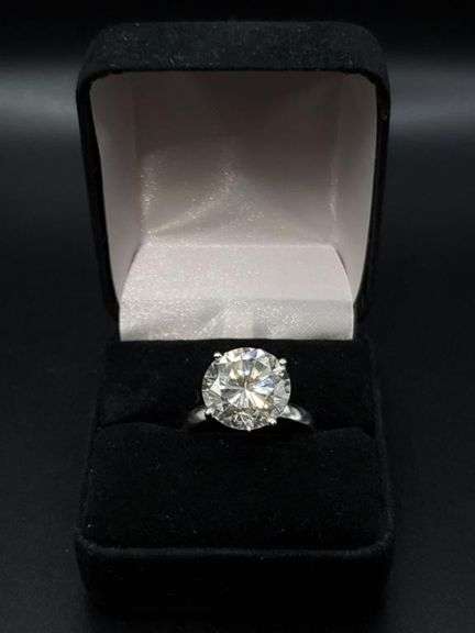WOW! 9 Ct VVs1 White Fire Moissanite Solitaire Ring