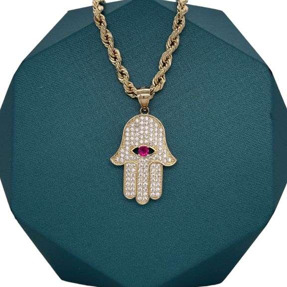 14K YELLOW GOLD SPARKLING HAMSA CHARM NECKLACE WITH PINK STONE