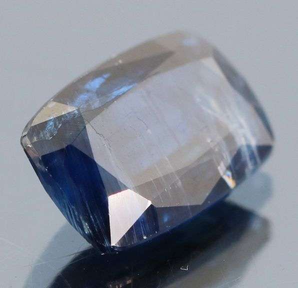 Stunning 5.73ct sapphire blue Kyanite
