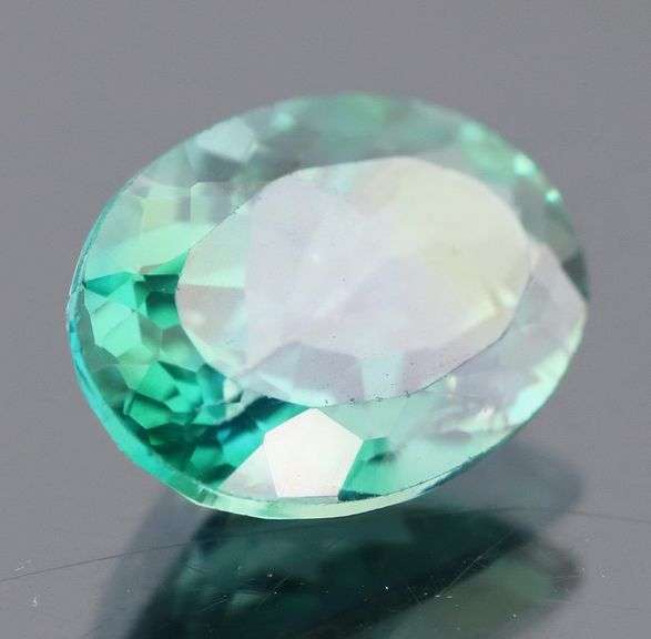 Amazing 6.70ct emerald green Mystic Topaz