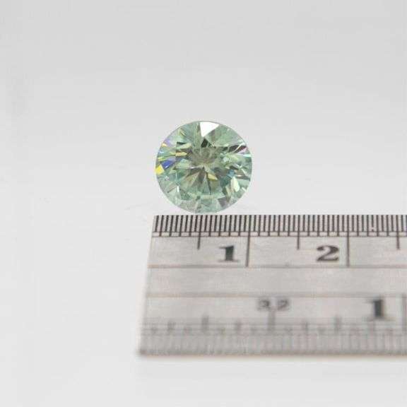 Dazzling 3.6 Ct Ice Green VVS1 10mm Fire Moissanite