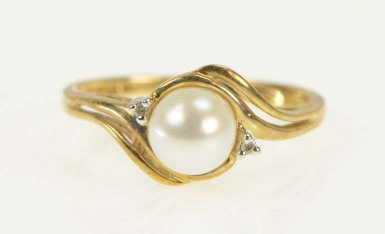 10K Yellow Gold Pearl Diamond Accent Vintage Bypass Ring