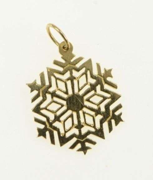 14K Yellow Gold Snow Flake Winter Motif Holiday Season Charm/Pendant