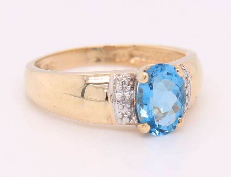 Fantastic Yellow Gold Blue Topaz and Sapphire Ring