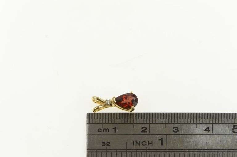 14K Yellow Gold Pear Garnet Diamond Accent Classic Simple Pendant