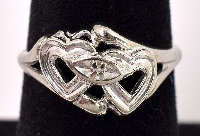Lovely Double Heart Ring with Diamond in White Gold