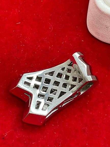 CERTIFIED BRAND NEW 14K WHITE GOLD AND DIAMOND PENDANT