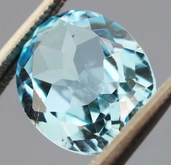 High fire 3.90ct VS sky blue Topaz