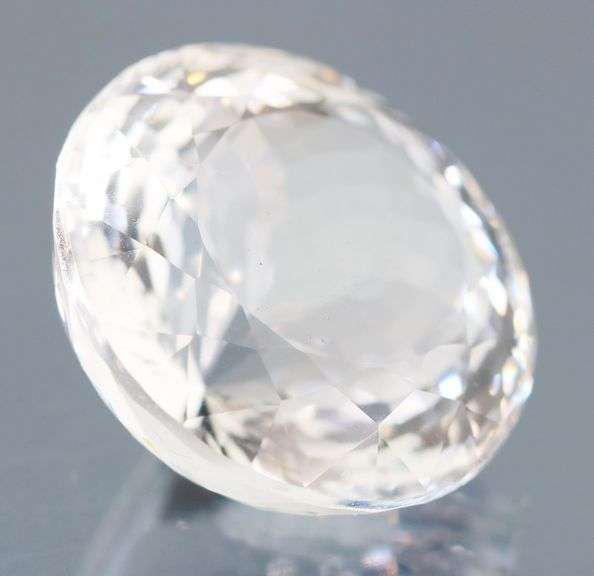 Superb 32.87ct top gem grade diamond white Quartz