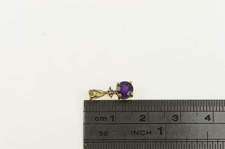 10K Yellow Gold Round Amethyst Diamond Accent Vintage Pendant