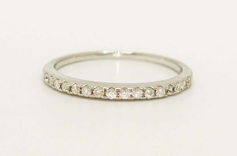 14KT SOLID WHITE GOLD & DIAMOND BAND RING