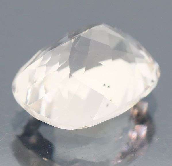 Dazzling high fire 6.38ct diamond white Topaz