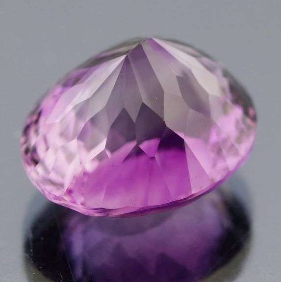 Fantastic 27.68ct natural violet Amethyst