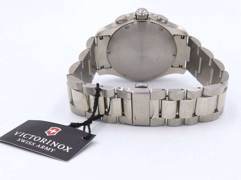 Victorinox Swiss Army Chronograpg Classic 41mm Quartz Watch