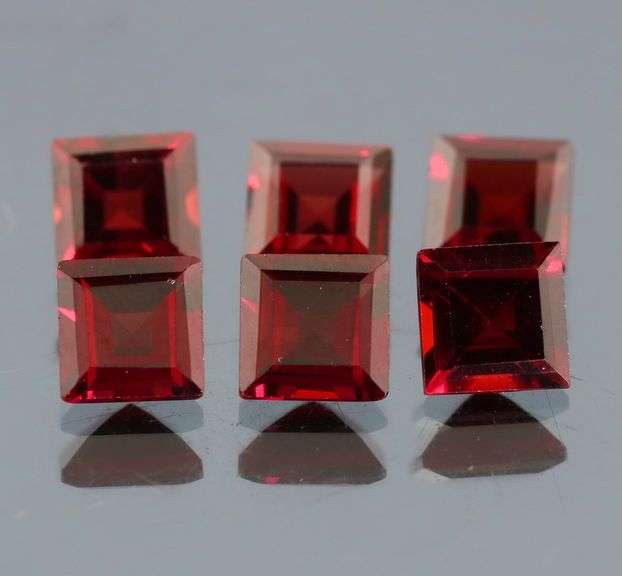 Set of 6 top red VS Garnets weighing 8.05 carats