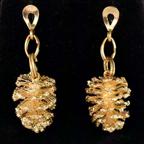Elaborate Pinecone Dangle Earrings In 14K Yellow Gold