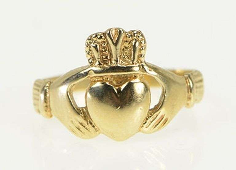 10K Yellow Gold Claddagh Traditional Irish Loyalty Symbol Ring