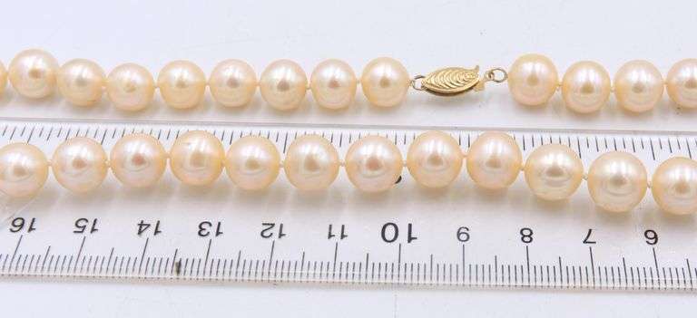 9.5m Pink Pearl Necklace