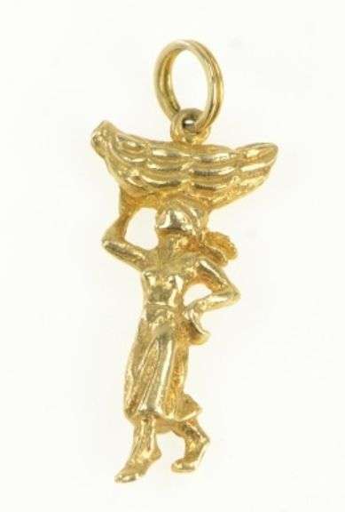 14K Yellow Gold Banana Bunch Carrying Lady Woman Vintage Charm/Pendant