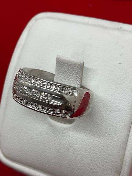 CERTIFIED BRAND NEW 14K WHITE GOLD AND DIAMOND BAND