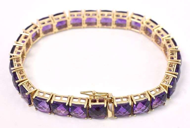 Admirable Purple Amethyst Gem Tennis Bracelet In 14K Yellow Gold